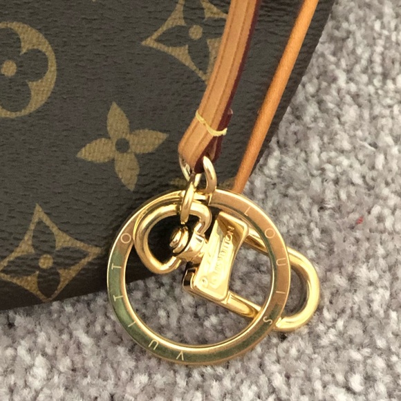 Authentic LV Delightful PM Monogram Pivoine Tote - Picture 5 of 16